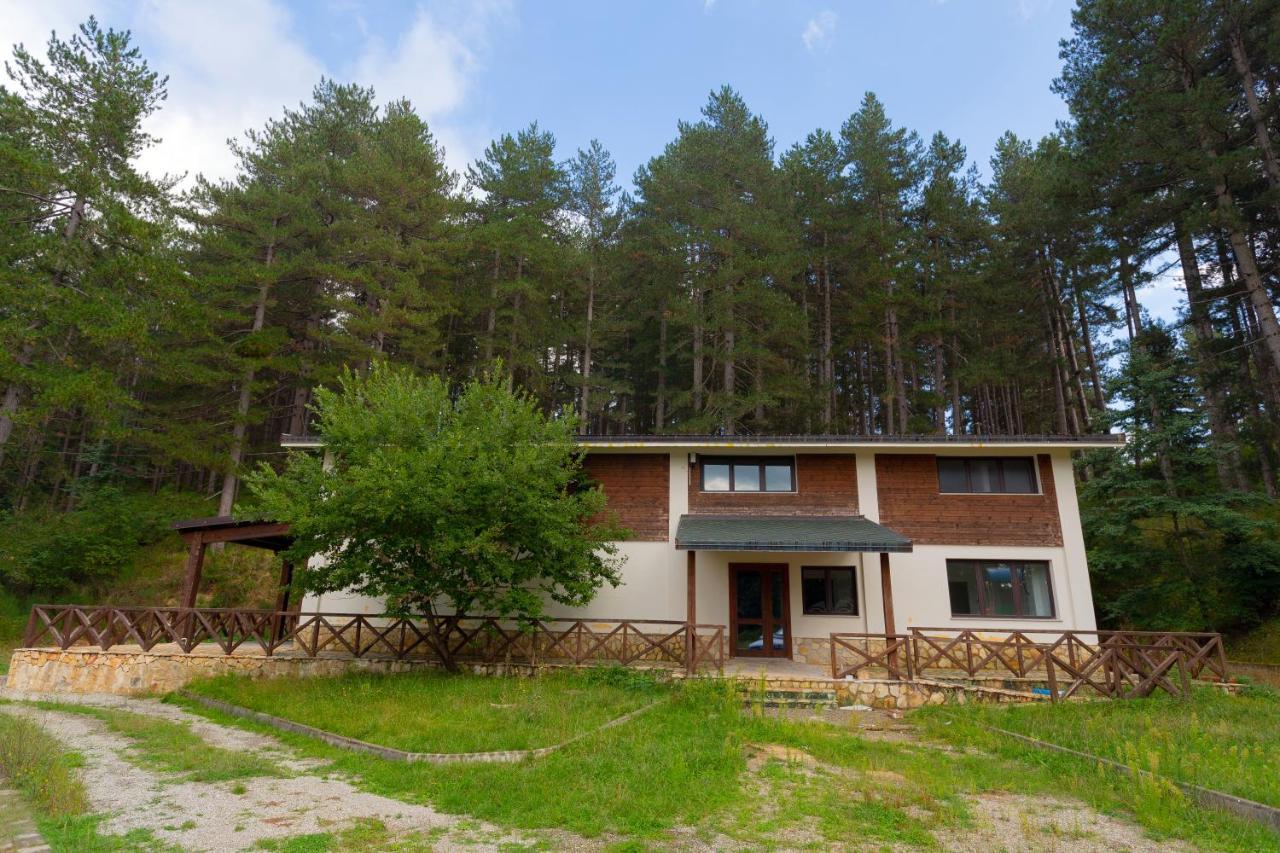 Chalet Lago Taverna  Exterior foto